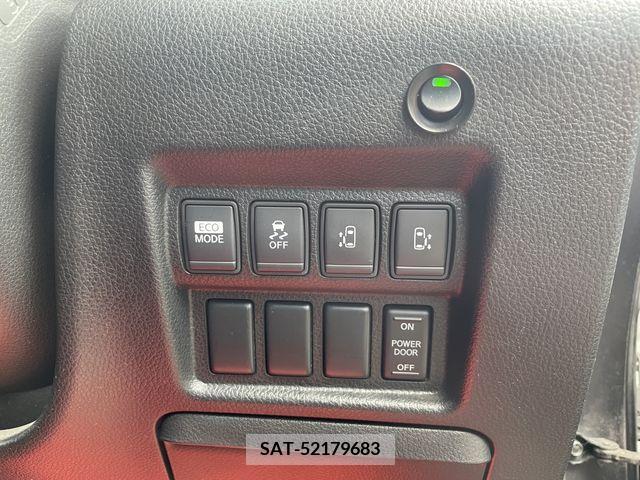 Nissan ELGRAND 2013-07 359728-14