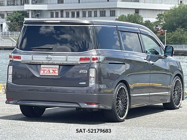Nissan ELGRAND 2013-07 359728-6