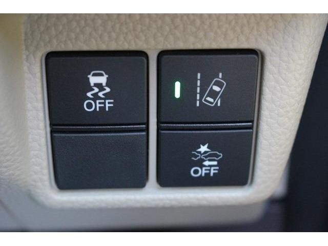 Honda N BOX 2017-10 19213-4