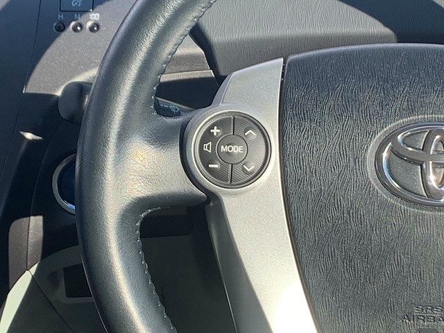 Toyota PRIUS 2013-02 17804-12