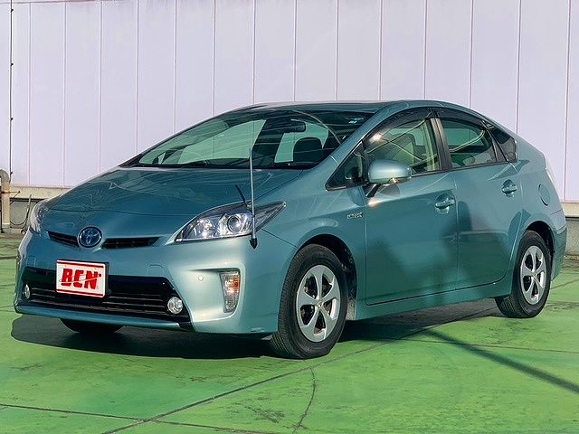 Toyota PRIUS 2013-02 17804-0