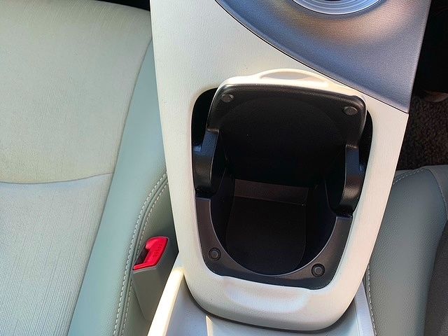 Toyota PRIUS 2013-02 17804-22