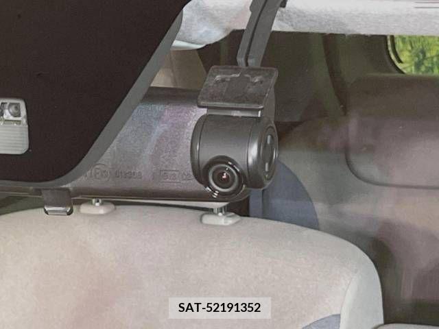 Daihatsu CAST 2017-12 250438-5