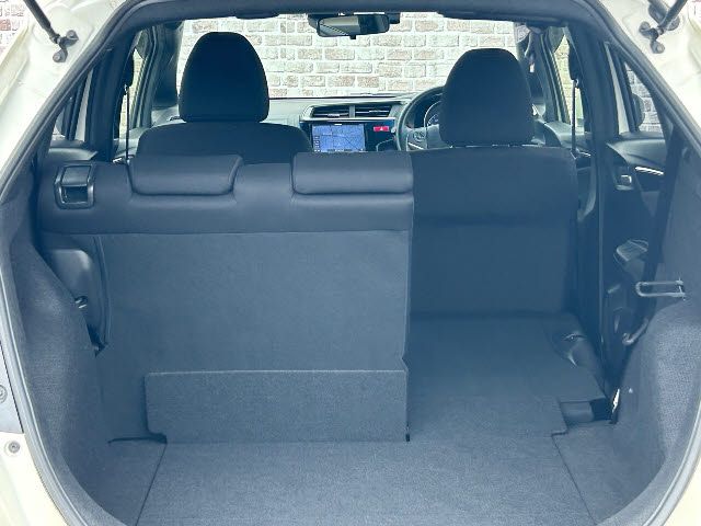 Honda FIT 2014-12 9586-21