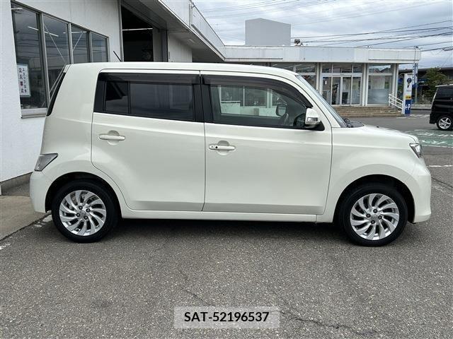 Toyota BB 2011-12 293345-4
