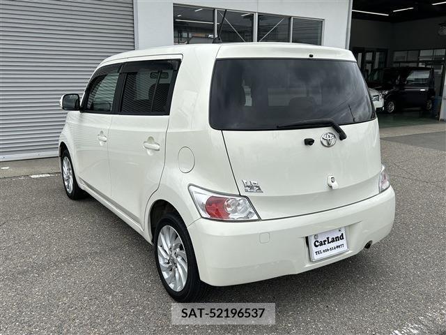 Toyota BB 2011-12 293345-5