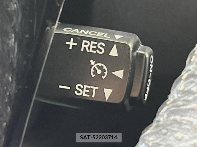 Toyota PRIUS 2014-01 366578-4