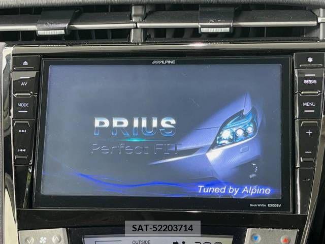 Toyota PRIUS 2014-01 366578-2