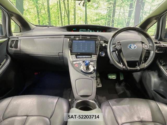Toyota PRIUS 2014-01 366578-1