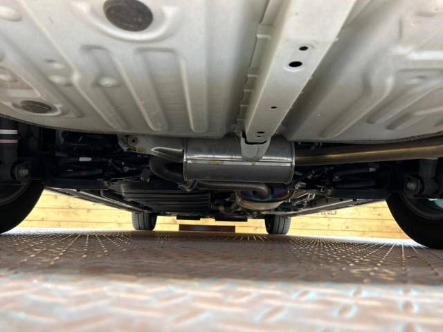 Toyota VOXY 2019-06 192147-18