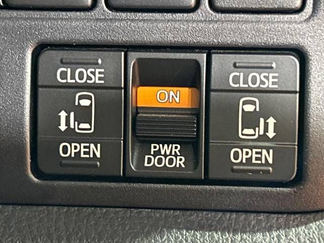 Toyota VOXY 2019-06 192147-7