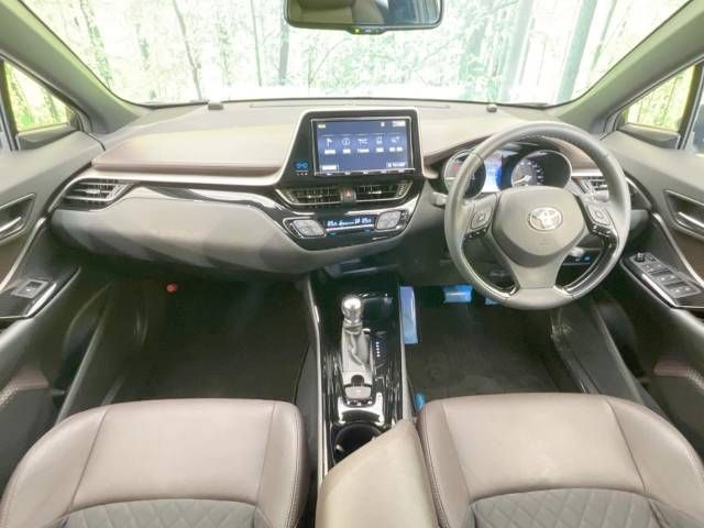 Toyota C-HR 2017-03 12383-1