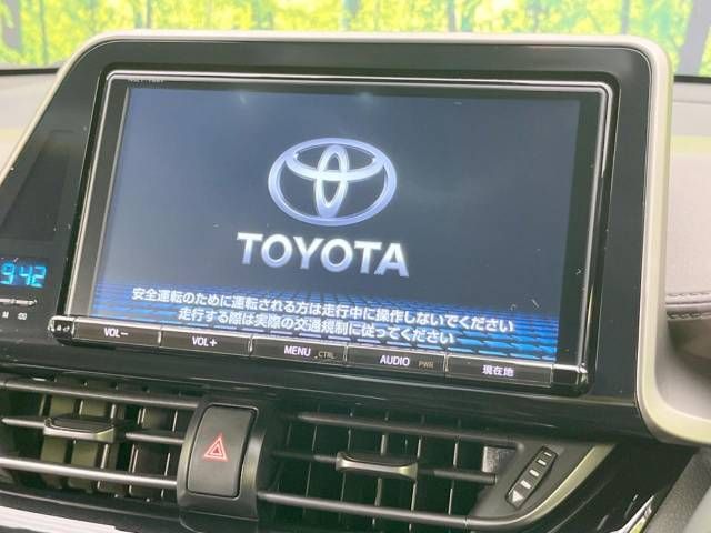 Toyota C-HR 2017-03 12383-3
