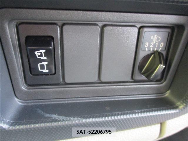 Nissan ATLAS 2016-11 330947-24