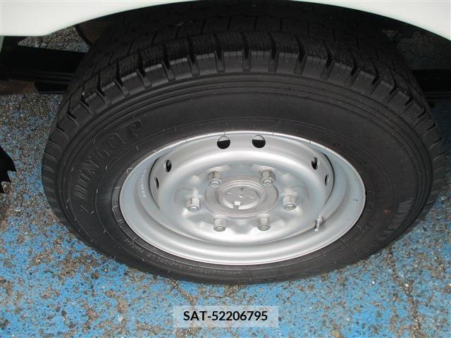 Nissan ATLAS 2016-11 330947-18
