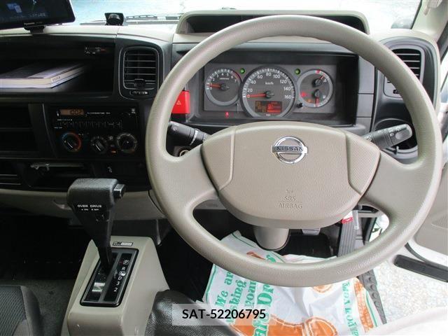 Nissan ATLAS 2016-11 330947-9