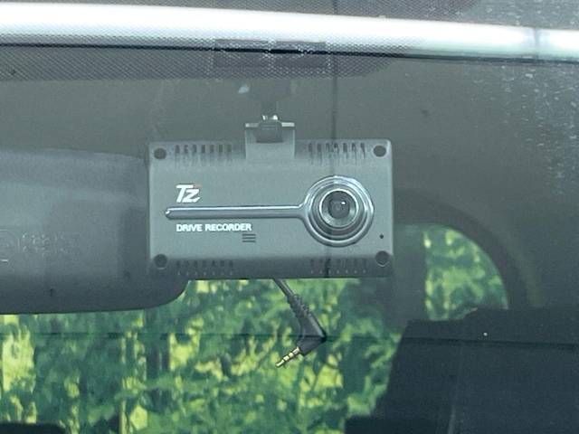 Toyota VOXY 2015-08 29103-6