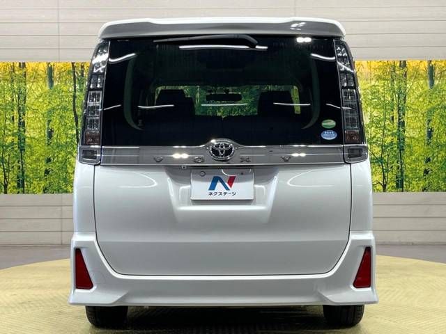 Toyota VOXY 2015-08 29103-16