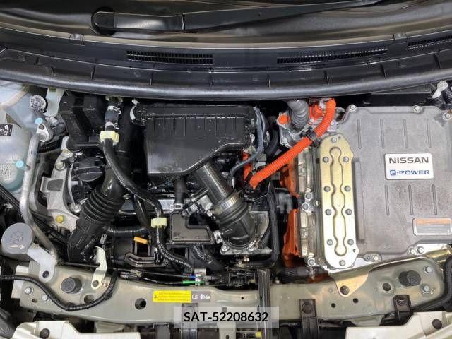 Nissan NOTE 2018-11 280077-18