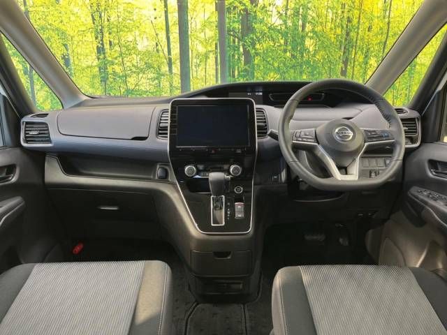 Nissan SERENA 2021-09 195759-1