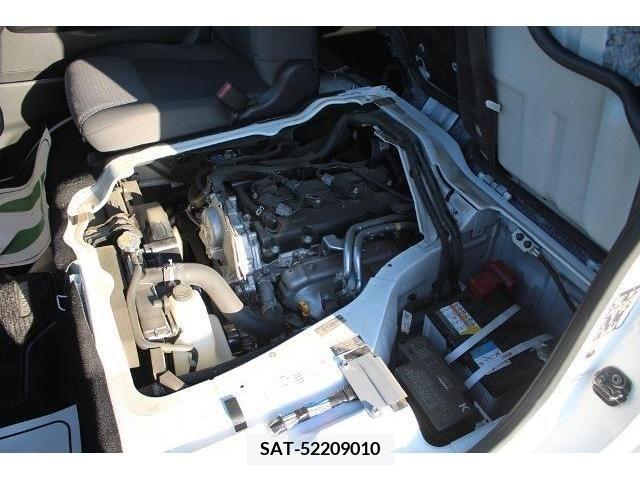 Nissan Caravan 2022-01 221617-17