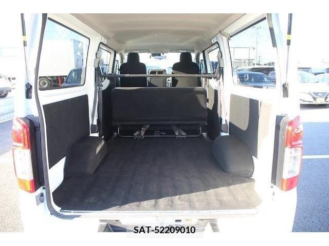 Nissan Caravan 2022-01 221617-16