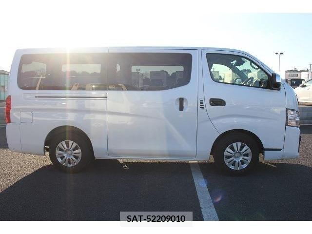 Nissan Caravan 2022-01 221617-8