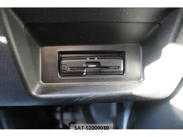 Nissan Caravan 2022-01 221617-3