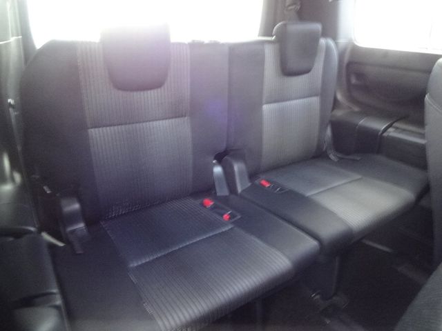 Toyota NOAH 2018-03 26616-8