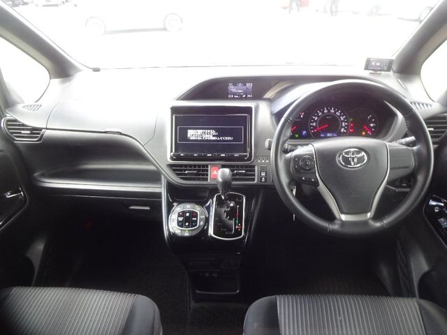 Toyota NOAH 2018-03 26616-2