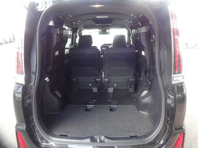 Toyota NOAH 2018-03 26616-10