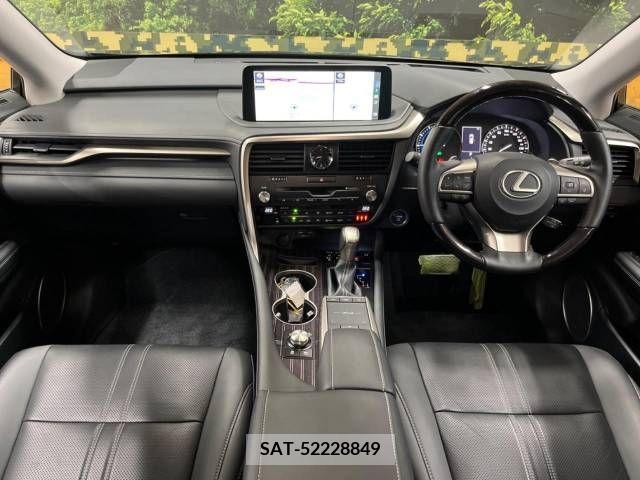 Lexus RX 2021-05 354129-1