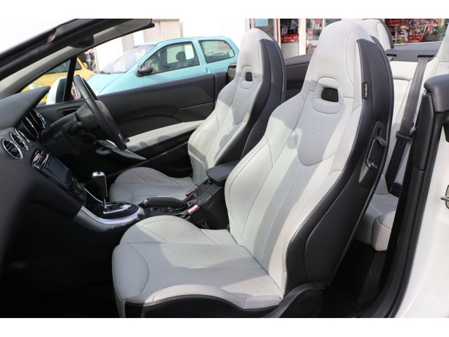Peugeot 308 2012-09 24548-7