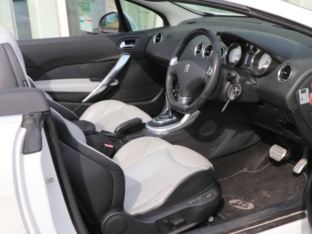 Peugeot 308 2012-09 24548-14