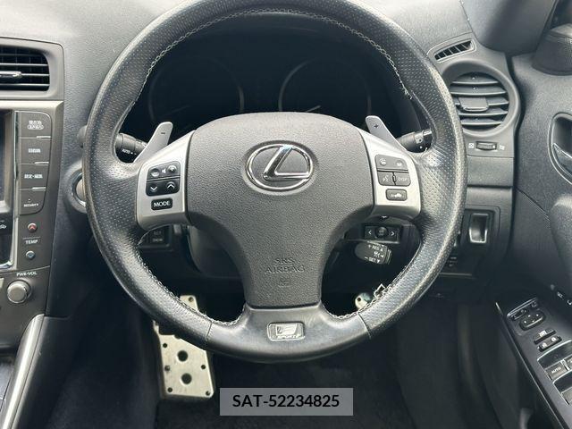 Lexus IS 2013-07 205175-11