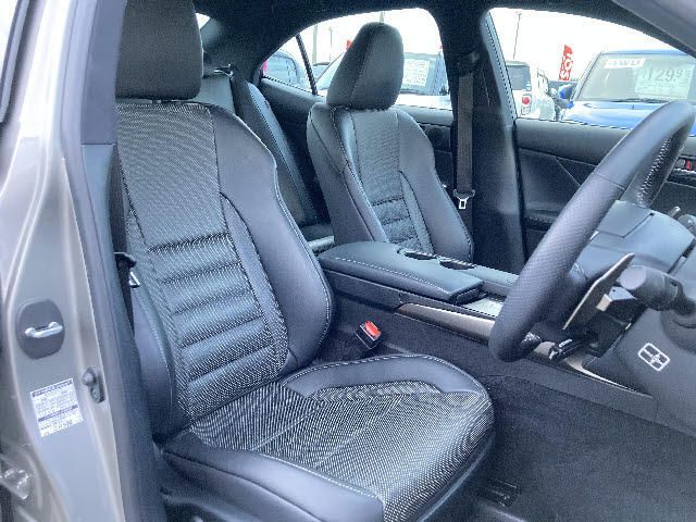 Lexus IS 2013-07 8757-12