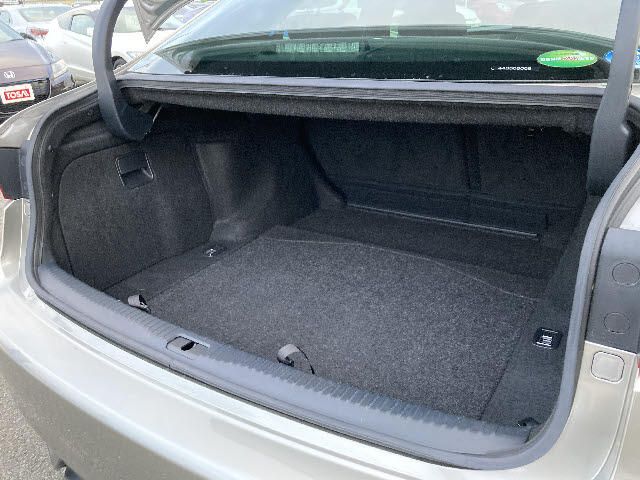 Lexus IS 2013-07 8757-16
