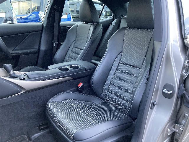 Lexus IS 2013-07 8757-13