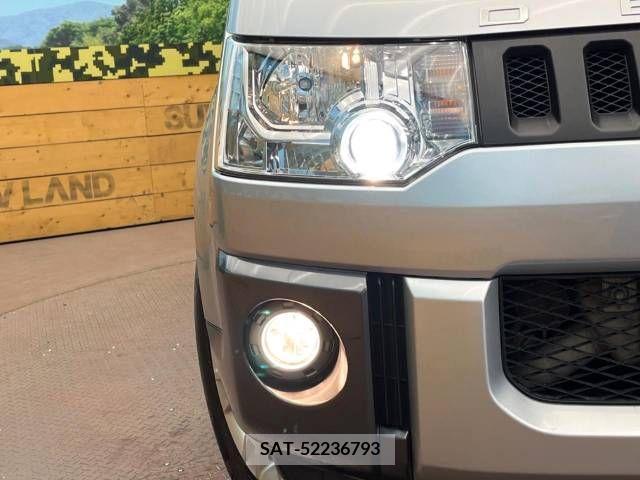 Mitsubishi DELICA D5 2014-05 374269-13