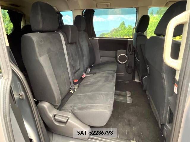 Mitsubishi DELICA D5 2014-05 374269-9