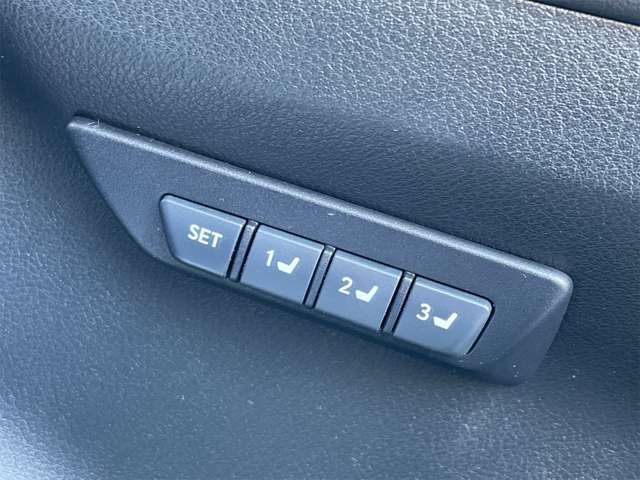 Lexus NX 2016-05 181318-11