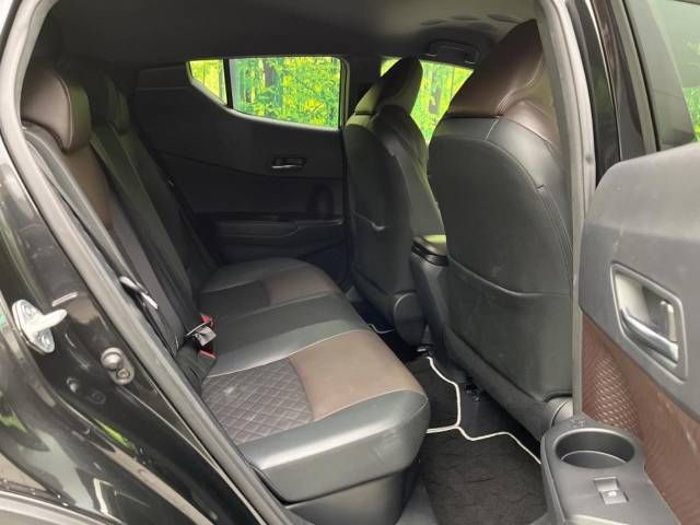 Toyota C-HR 2017-12 194607-9