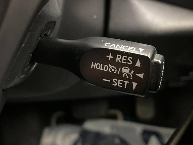 Toyota C-HR 2017-12 194607-6