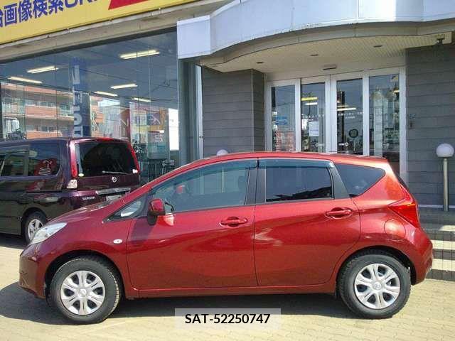 Nissan NOTE 2014-09 298118-12