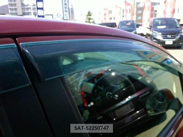 Nissan NOTE 2014-09 298118-8