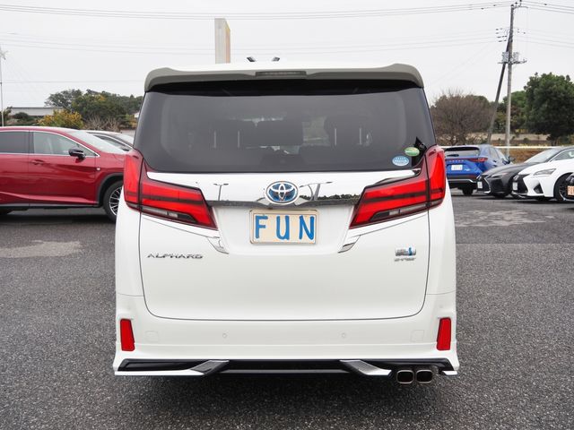 Toyota ALPHARD HYBRID 2020-06 182709-6