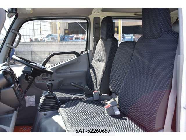 Hino DUTRO 2022-04 296726-16