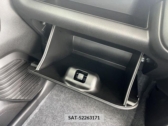 Suzuki HUSTLER 2024-04 330005-24