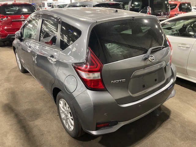 Nissan NOTE 2018-06 10980-2