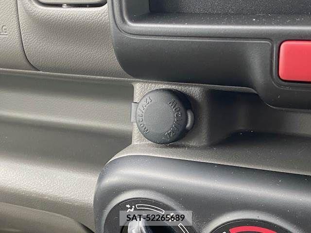 Suzuki EVERY 2023-01 255825-18